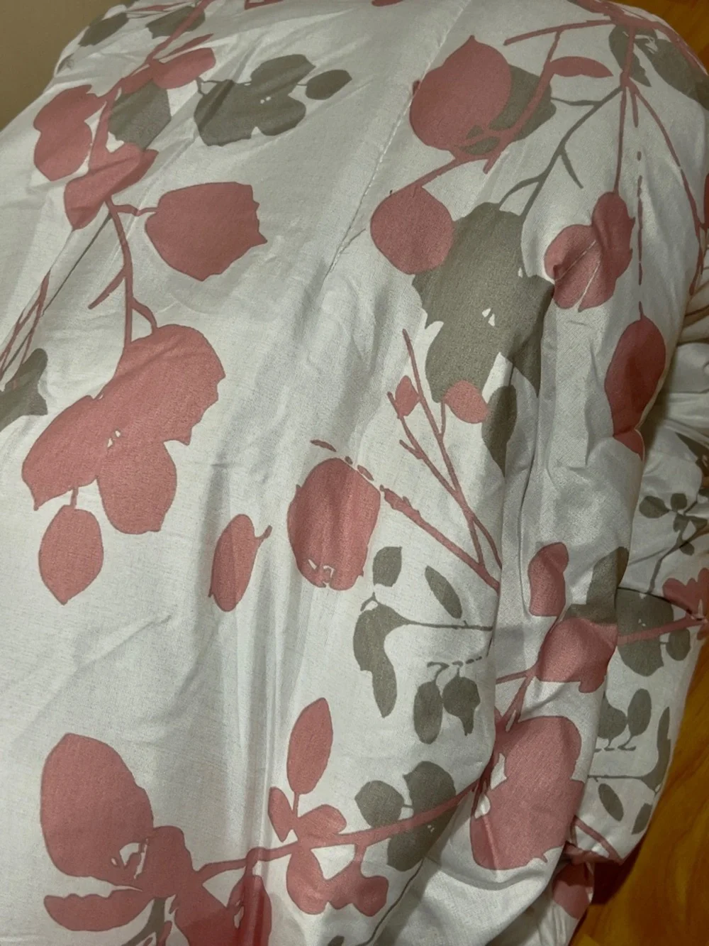 Twin Floral Printed Reversible Comforter Set in Dusty Rose and Gray - Picture 7 of 7